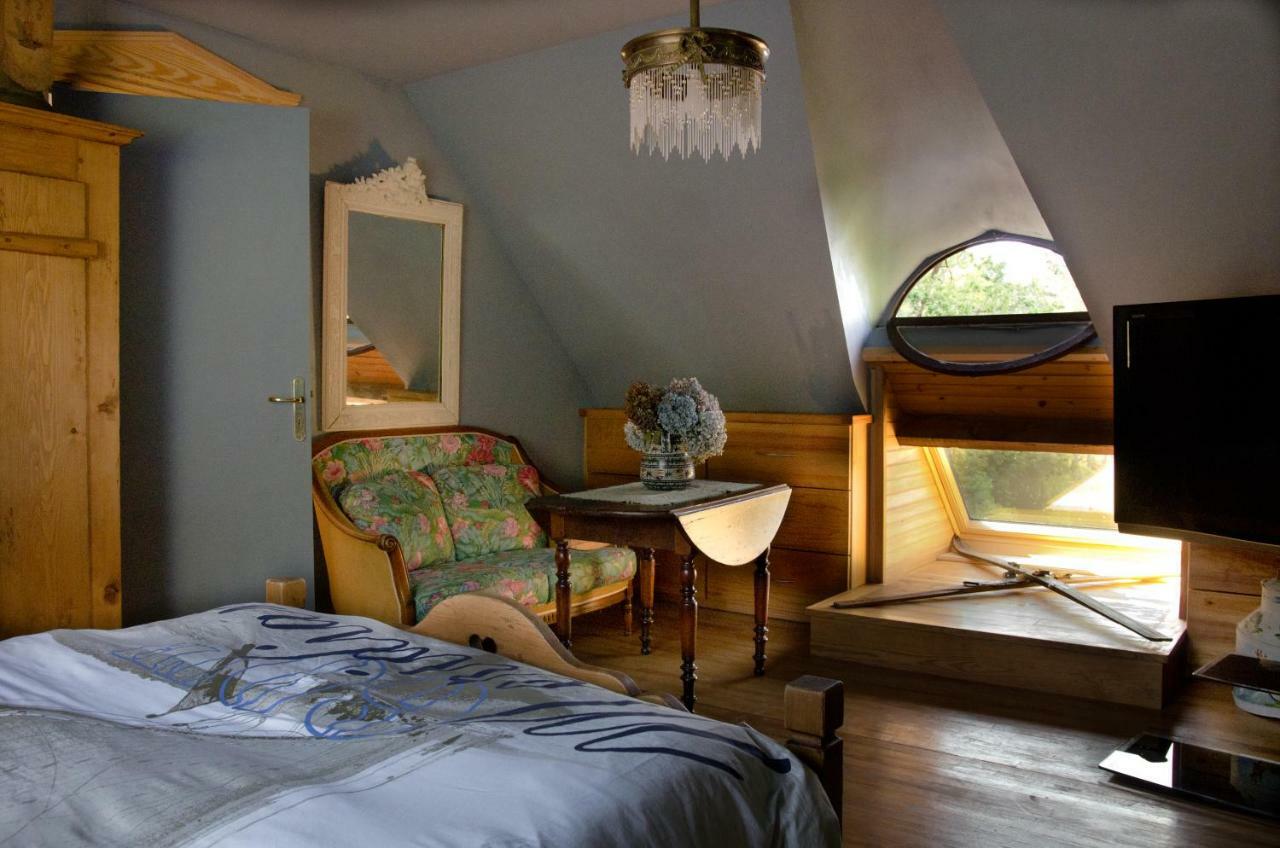 Bed and Breakfast Les Fous De Bassans Poullan-sur-Mer Zewnętrze zdjęcie